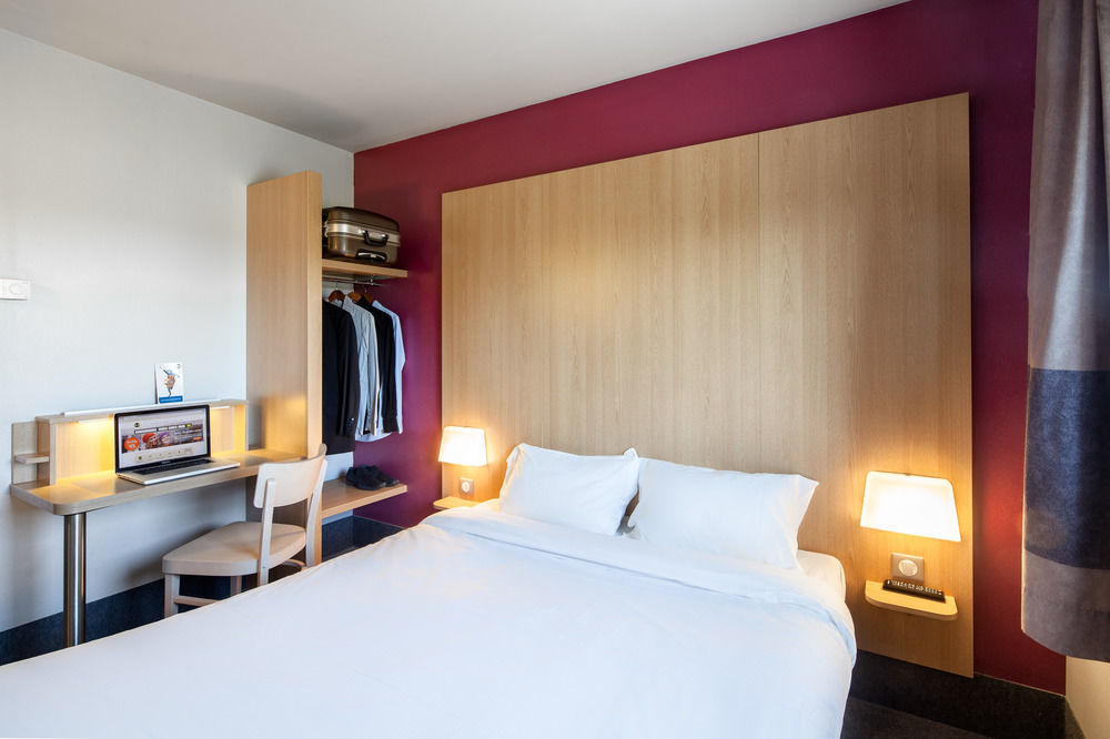 B&B Hotel Valenciennes Marly Marly  Eksteriør bilde