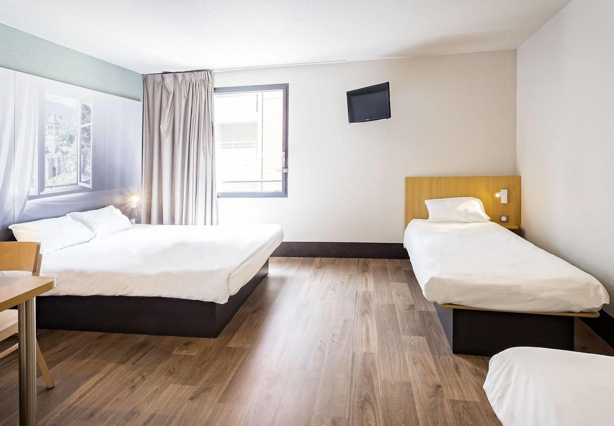B&B Hotel Valenciennes Marly Marly  Eksteriør bilde